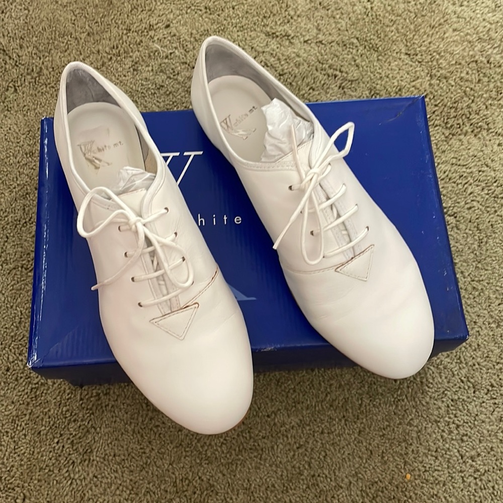 White Mountain white Jazz shoe